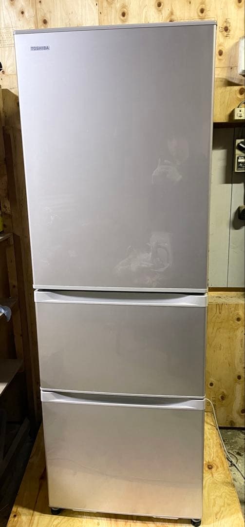 TOSHIBA 2015年製ノンフロン冷蔵庫（375L）　大型