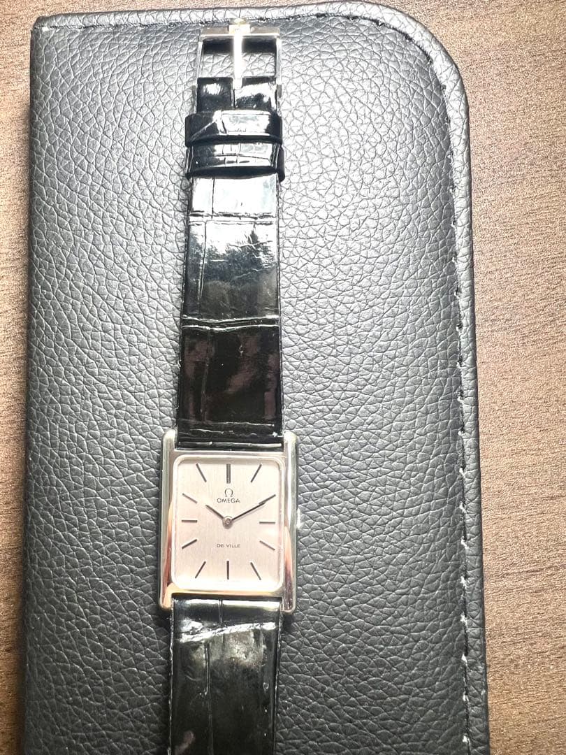 Omega tank vintage 手巻き美品