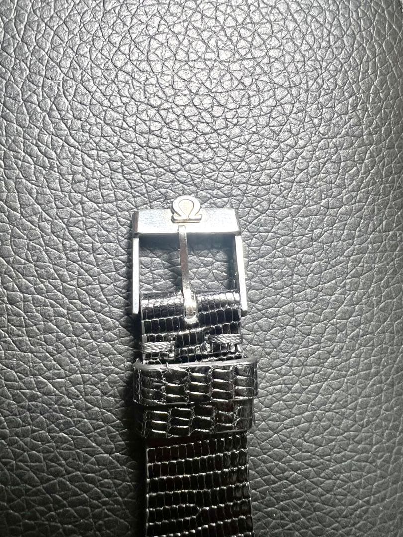Omega tank vintage 手巻き美品