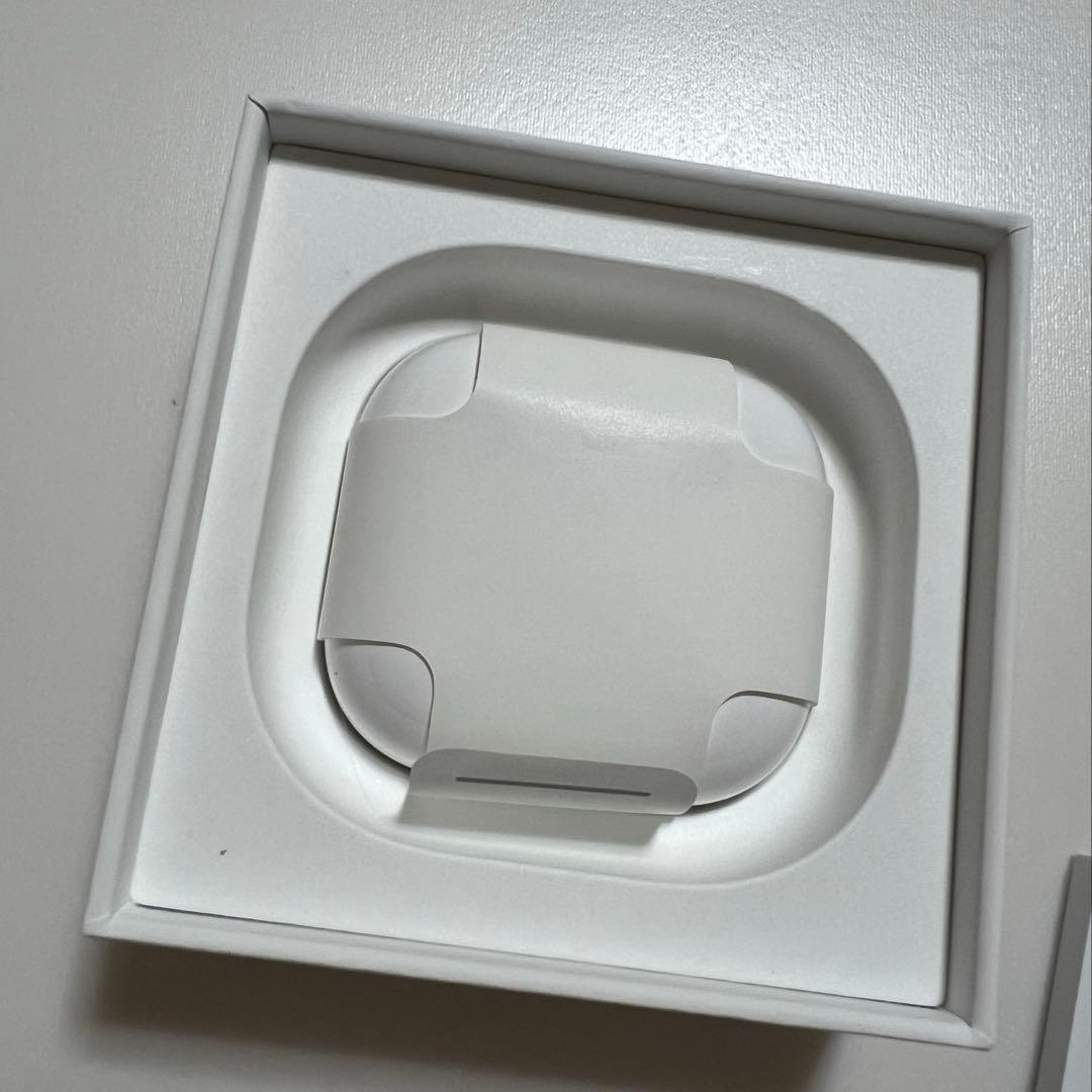 Apple AirPods 4 ANC搭載モデル