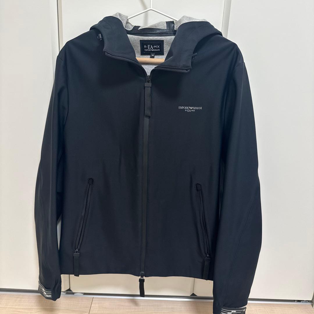 美品 エンポリオアルマーニ ロゴ ナイロンジャケット 黒色 サイズ48(M〜L)