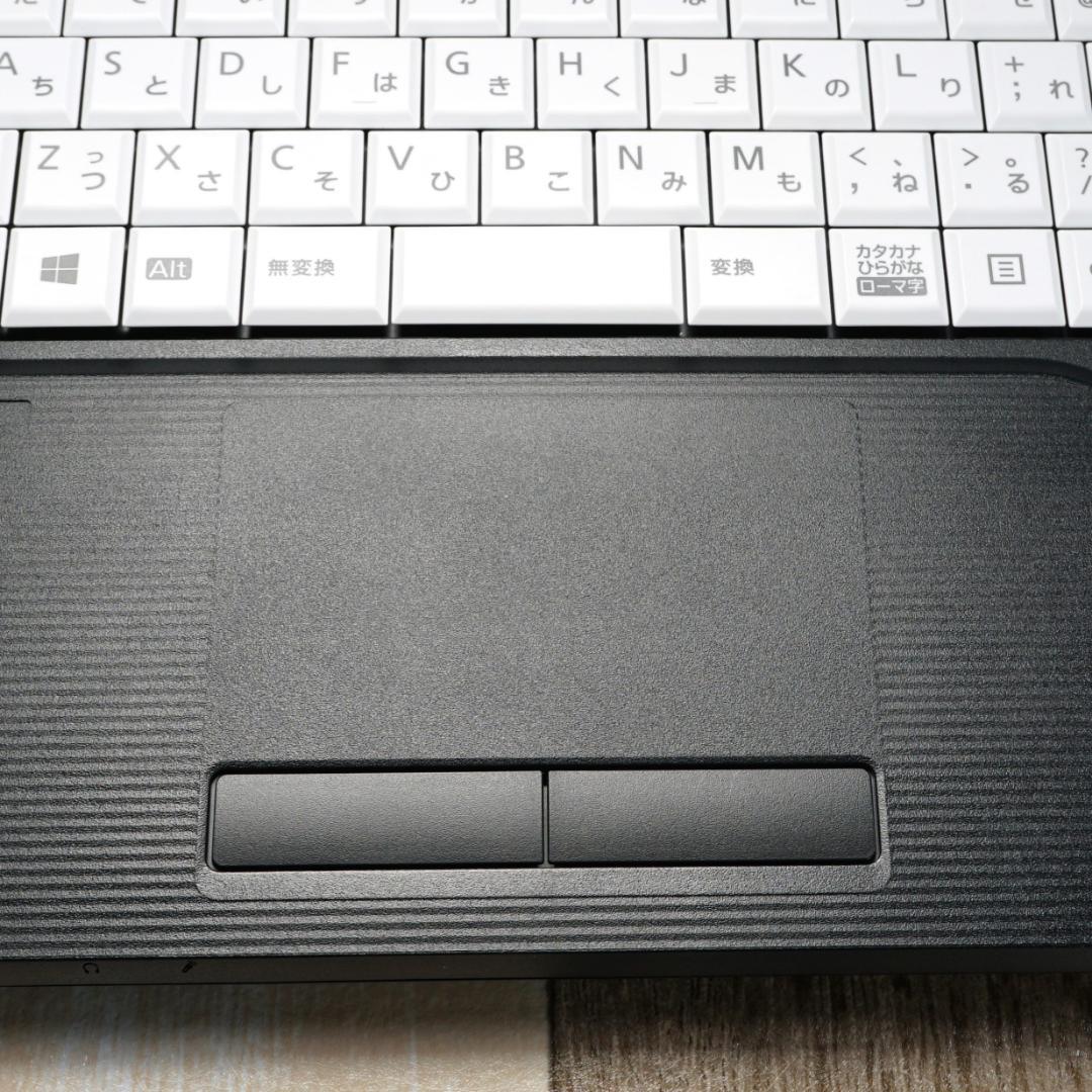 メモリ増設可✨美品の２０２１年製✨第１０世代コアｉ５に高性能ＳＳＤ＆１６Ｇメモリ