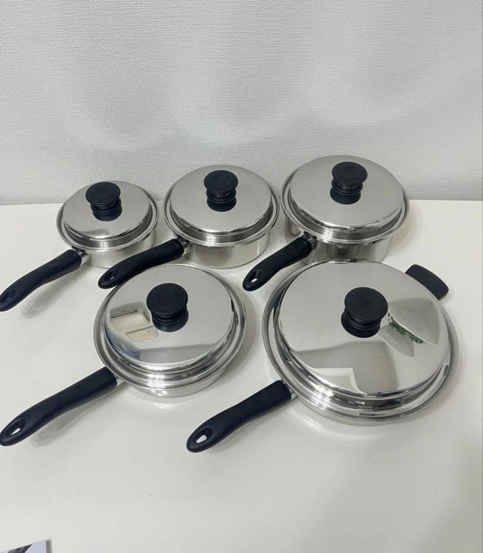 アムウェイ　クイーンクック21ピース鍋セットとインダクションレンジ