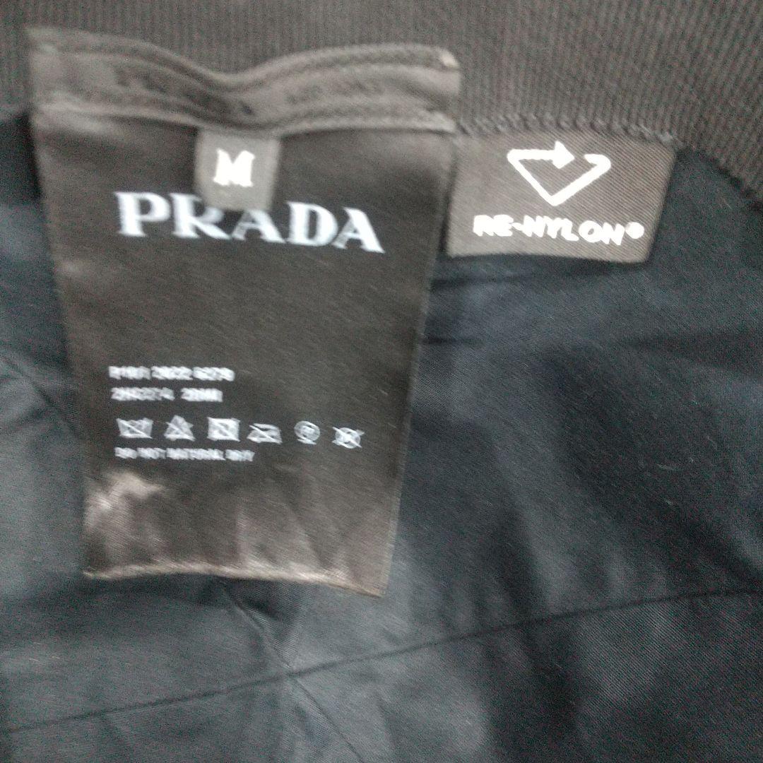 プラダ 三角プレート キャップ ブラック