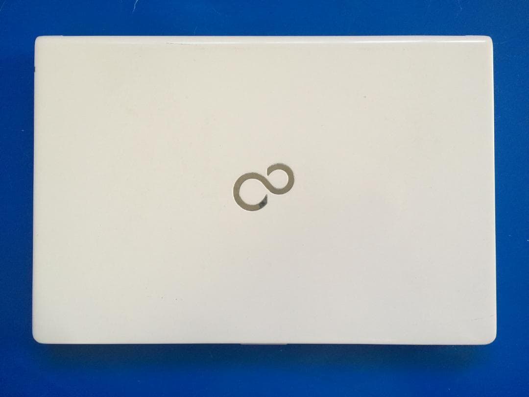 富士通 LIFEBOOK SH90/X 13.3型高解像度TFT 軽量コンパクト