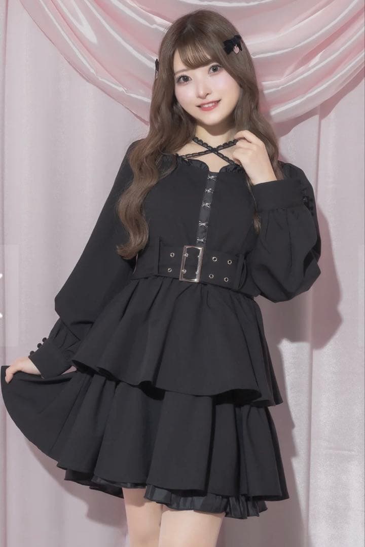 pium フロントホックティアードミニワンピース ブラック