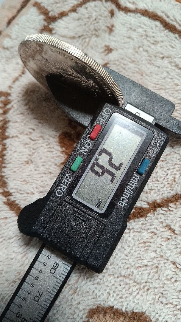 ウォーキングリバティ1オンス銀貨/ハーフダラー銀貨2枚セット