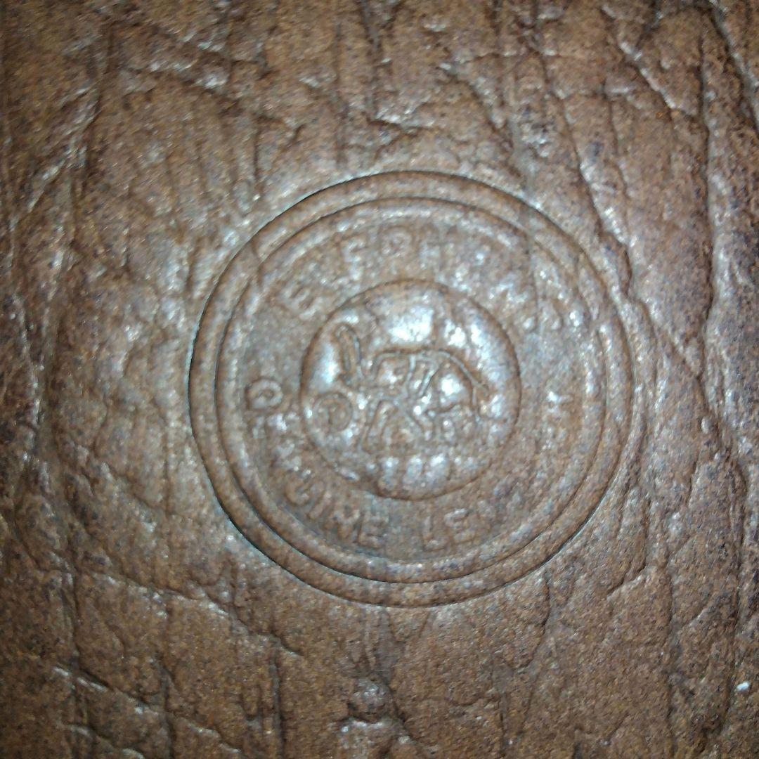 象革無双 エレファントレザー無双 長財布 ブラウンカラー 茶色 エンボスロゴ付き