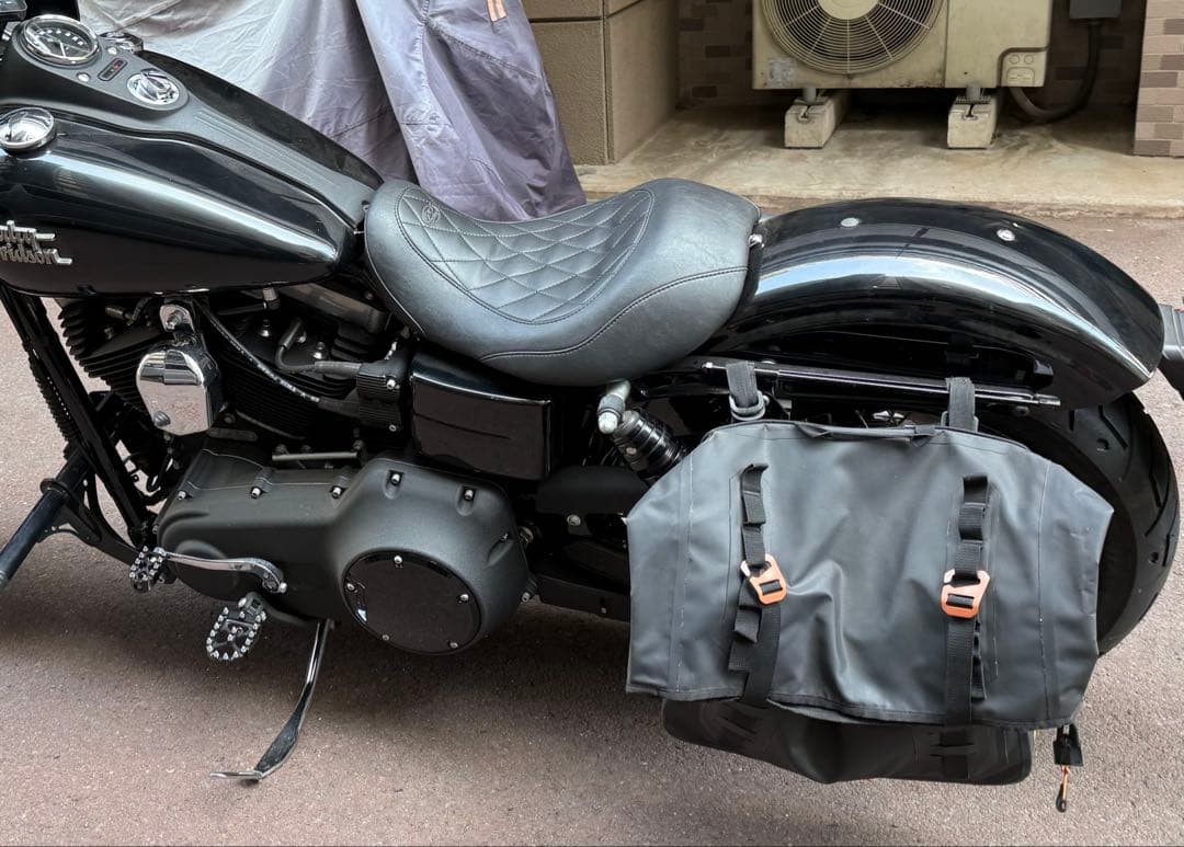 ハーレー　シート　マスタング