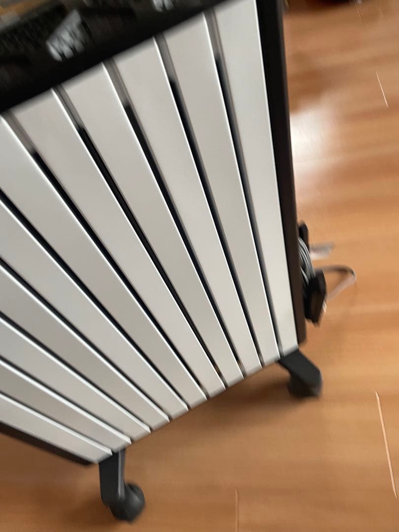 デロンギ マルチダイナミックヒーター10~13畳用】 MDH15-BK