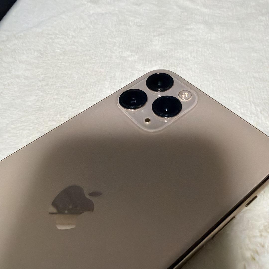 美品　iPhone 11Pro