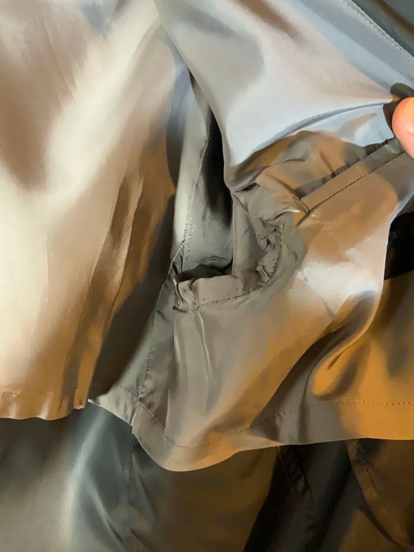 コムデギャルソン　フリル付きグレーナイロンジャケット