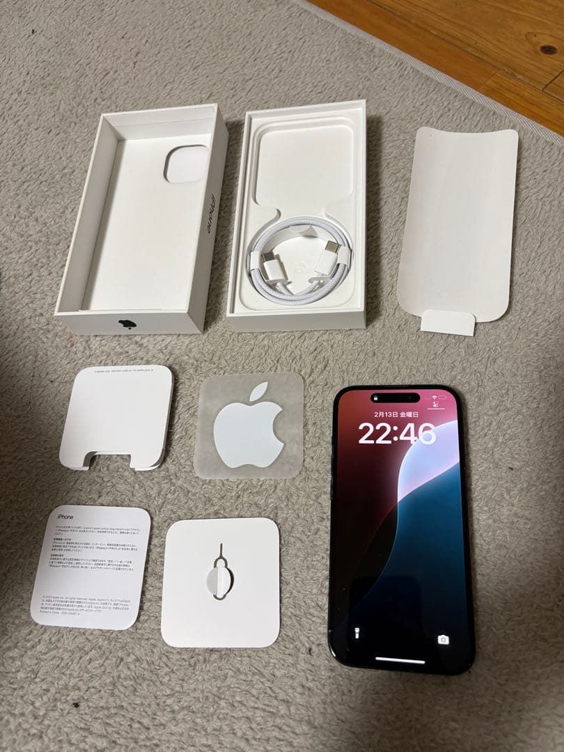 Apple iPhone 15 ブラック 128GB 本体