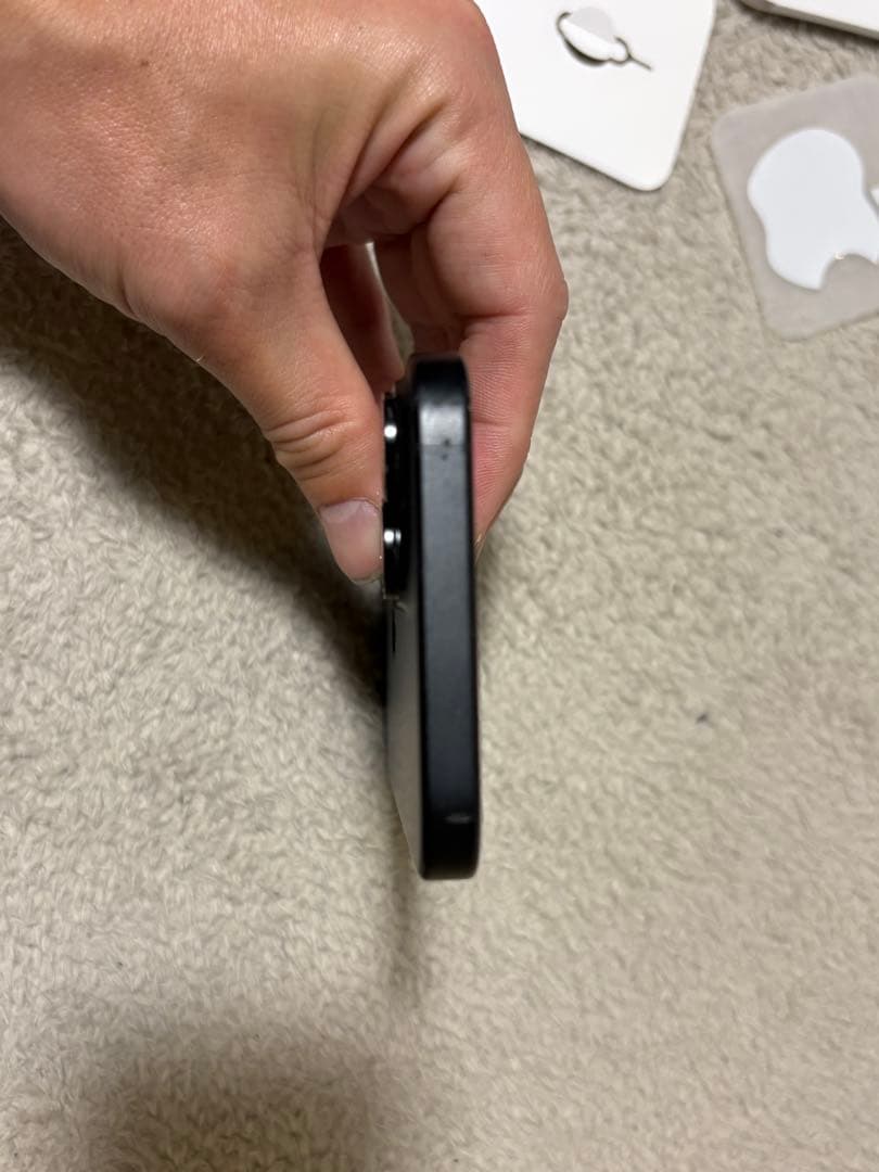 Apple iPhone 15 ブラック 128GB 本体