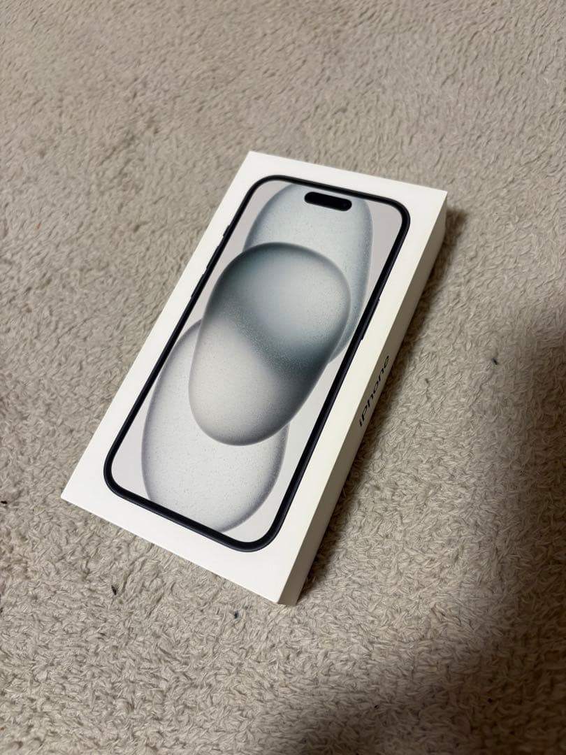 Apple iPhone 15 ブラック 128GB 本体