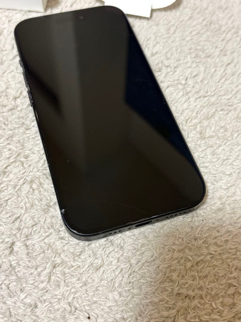 Apple iPhone 15 ブラック 128GB 本体