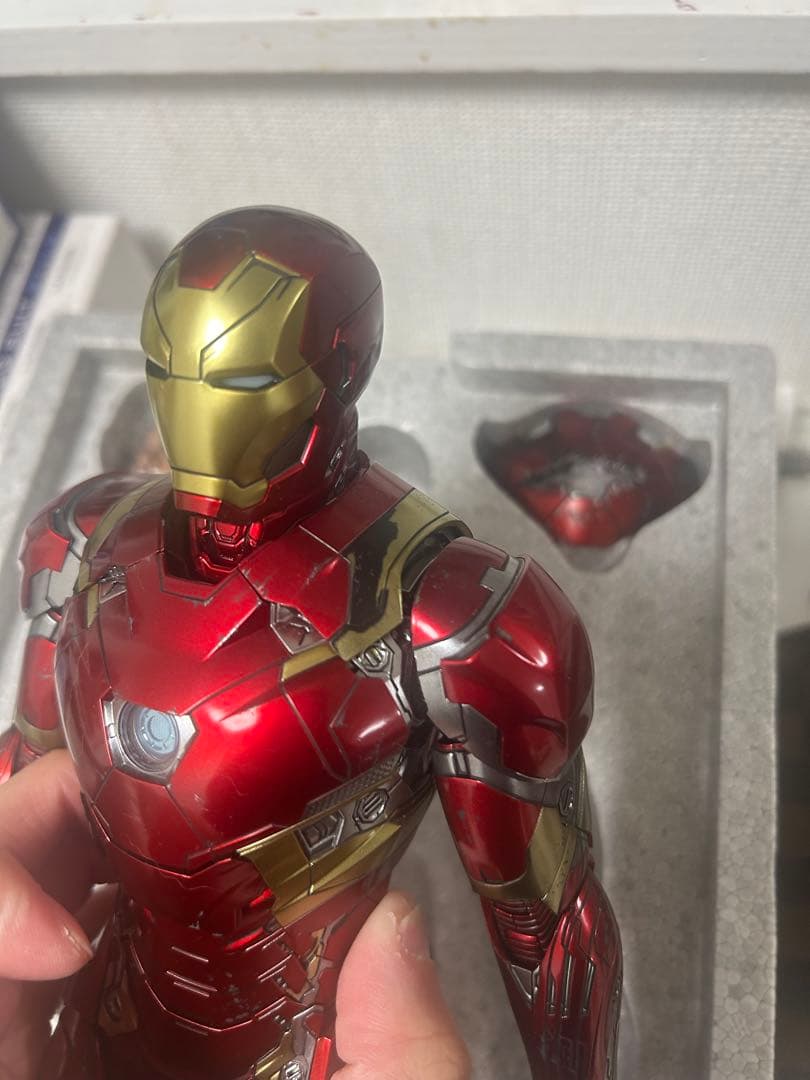 ホットトイズ　マーベル アイアンマン マーク46 フィギュア