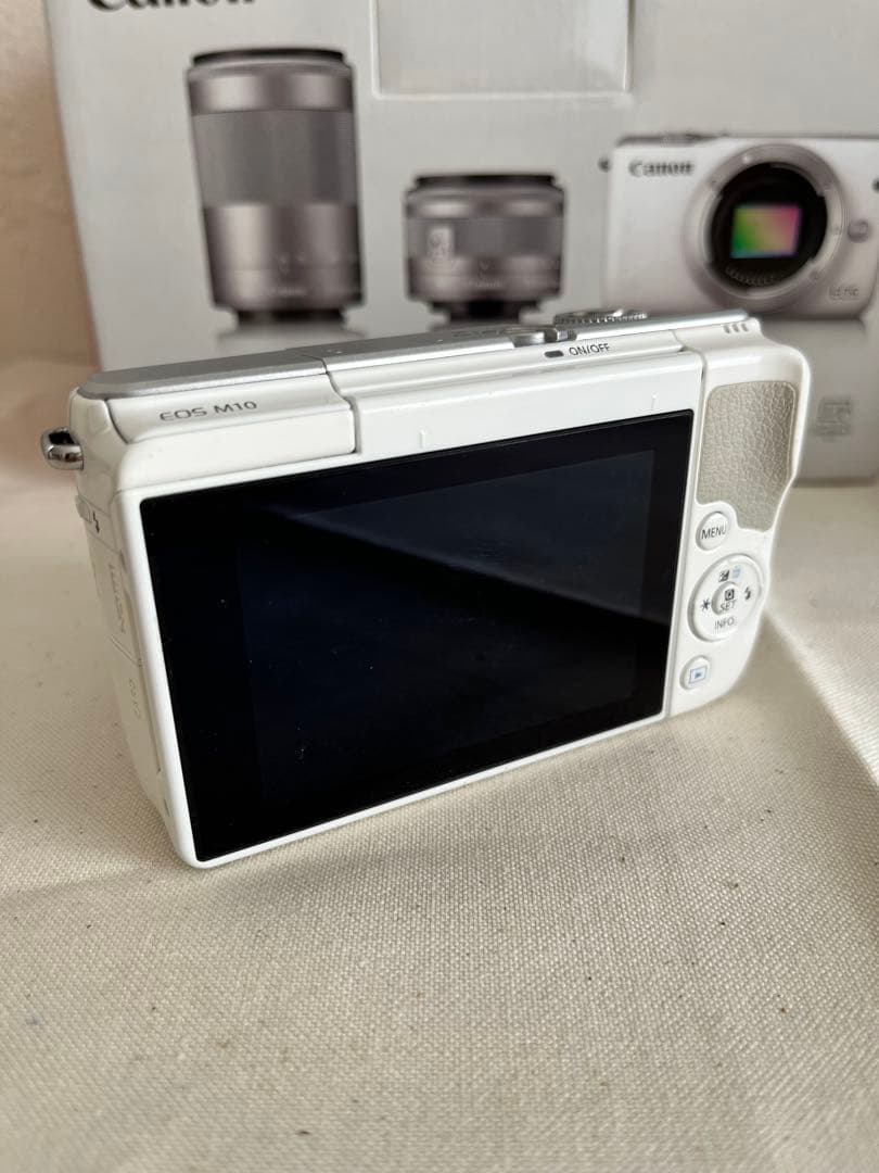 Canon EOSM10 ダブルレンズキット ホワイト