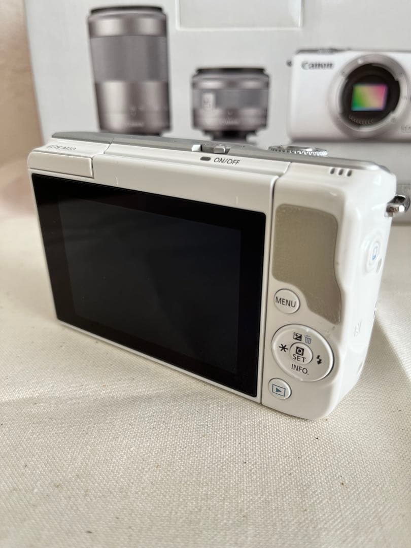 Canon EOSM10 ダブルレンズキット ホワイト