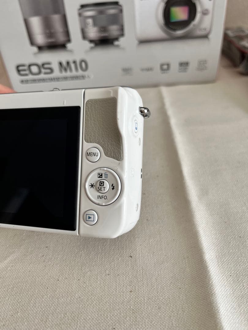Canon EOSM10 ダブルレンズキット ホワイト