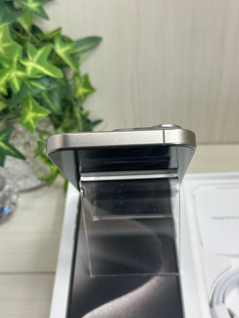 あ*様 ✅【動作未確認】iphone 15 Pro 256GB❣️国内版SIMフ