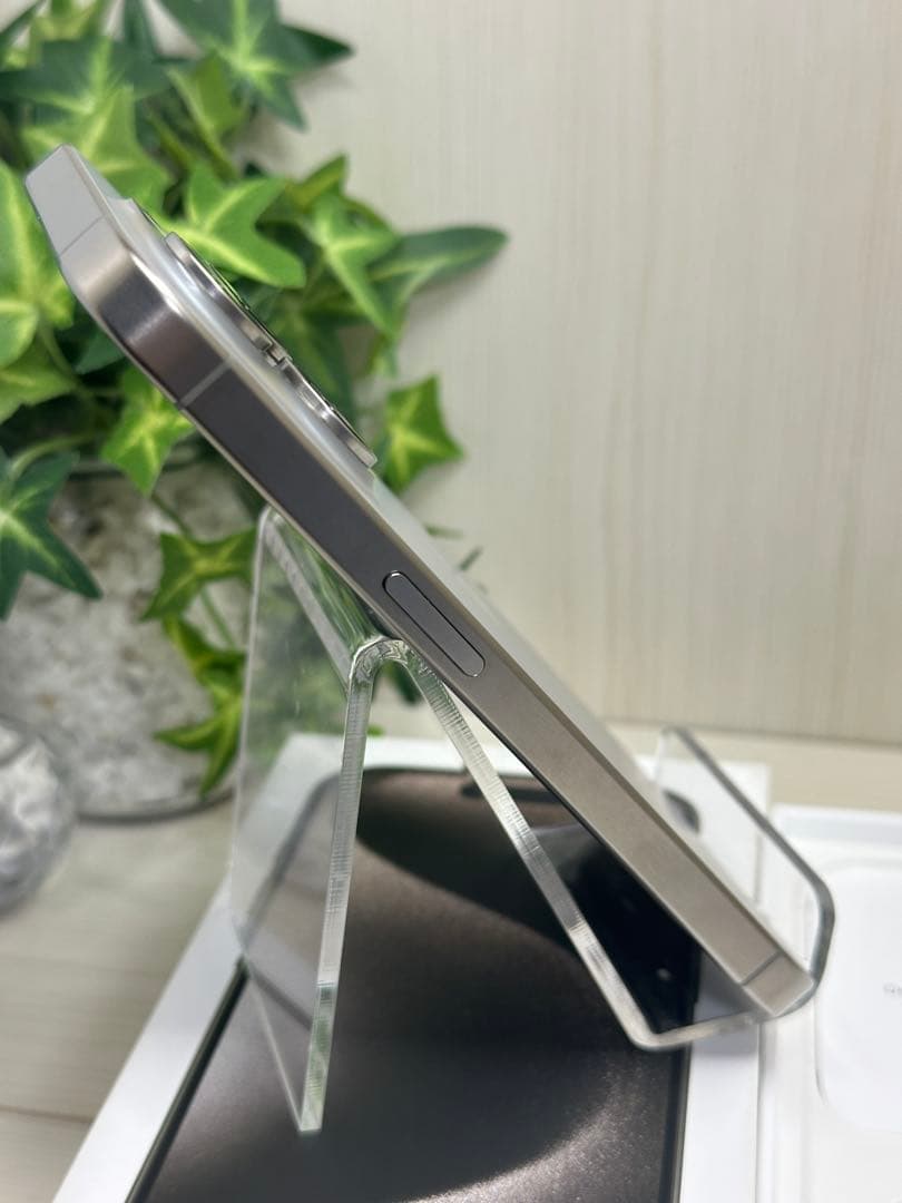 あ*様 ✅【動作未確認】iphone 15 Pro 256GB❣️国内版SIMフ