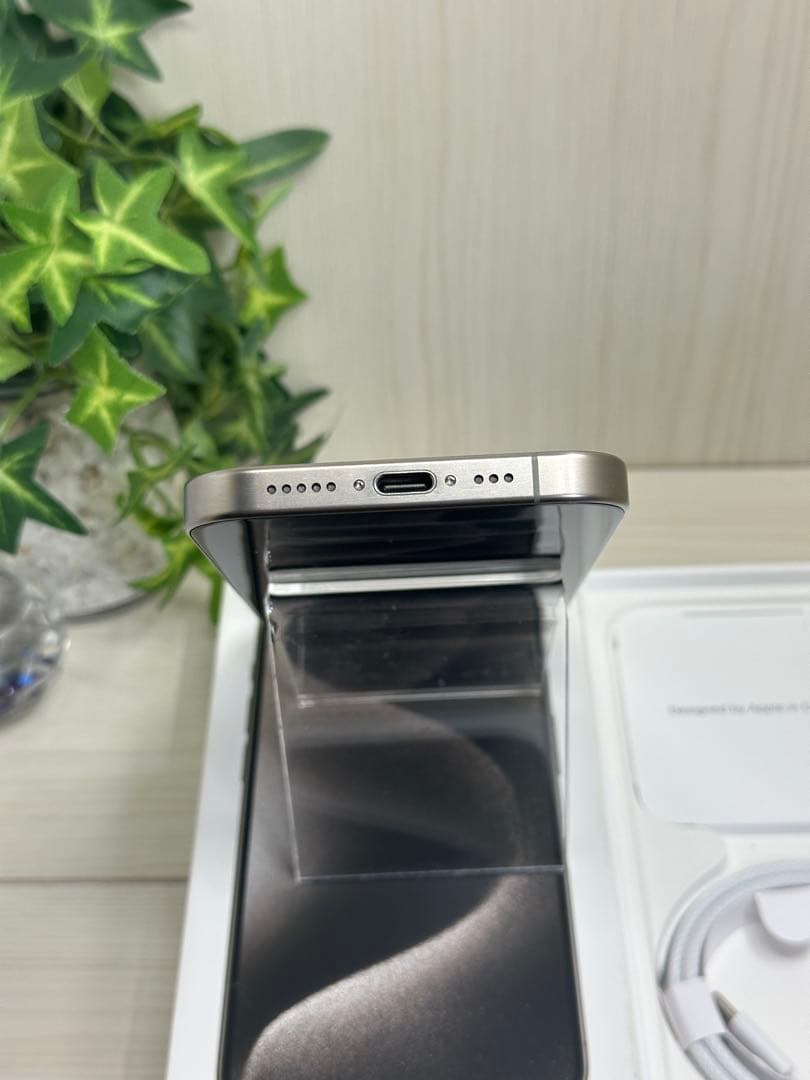 あ*様 ✅【動作未確認】iphone 15 Pro 256GB❣️国内版SIMフ