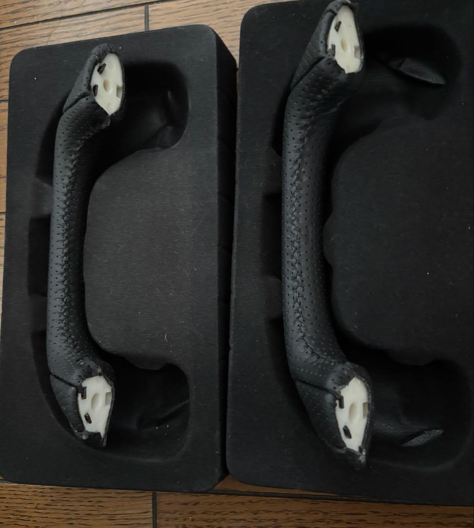 LUNA ハイエース アシストグリップ　パンチングレザー　２個セット