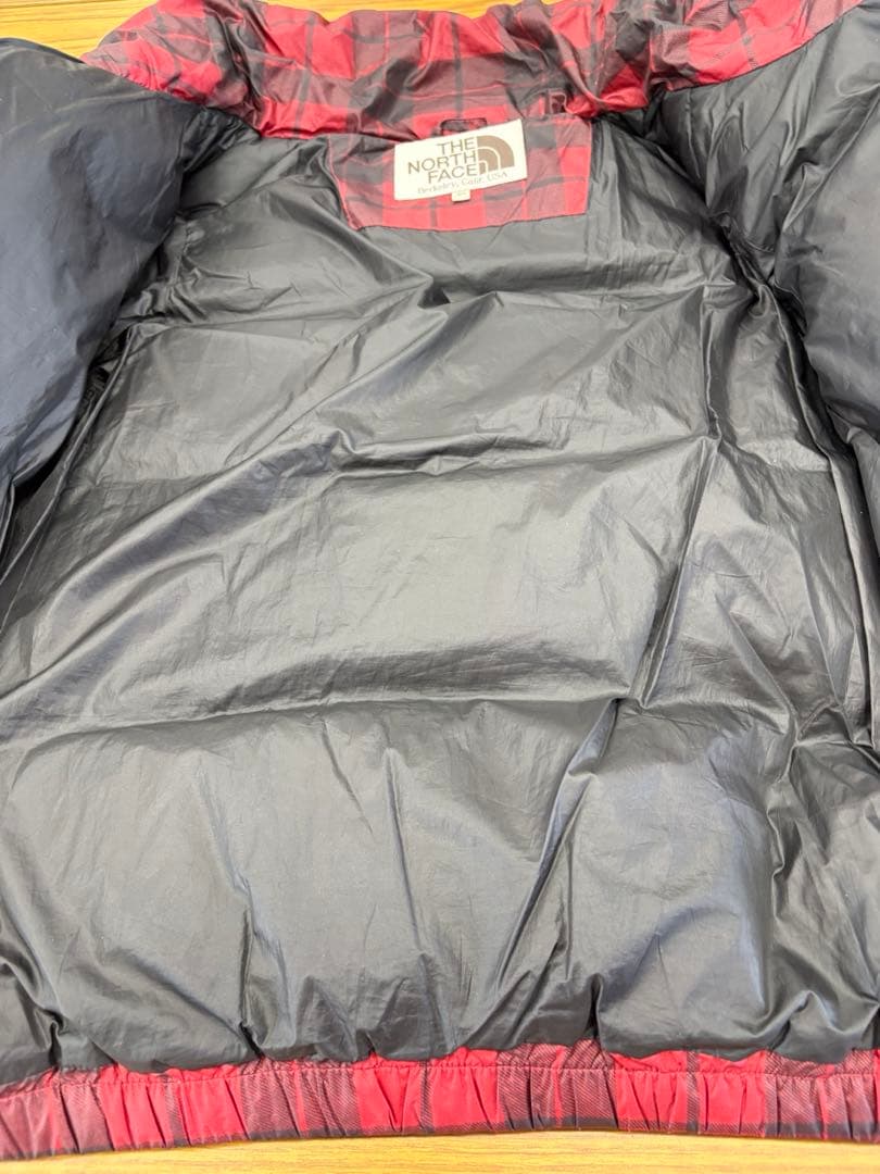 THE NORTH FACE ダウンジャケット レディース80S赤・黒チェック