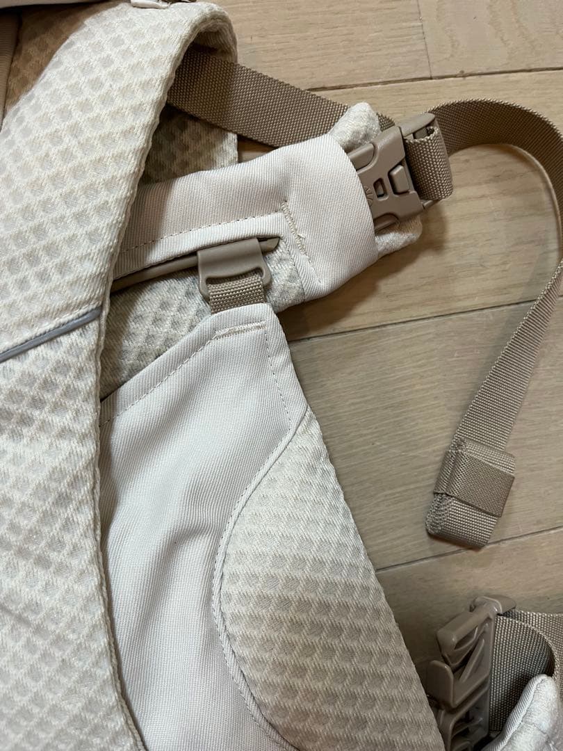 エルゴベビー オムニブリーズ ナチュラルベージュ