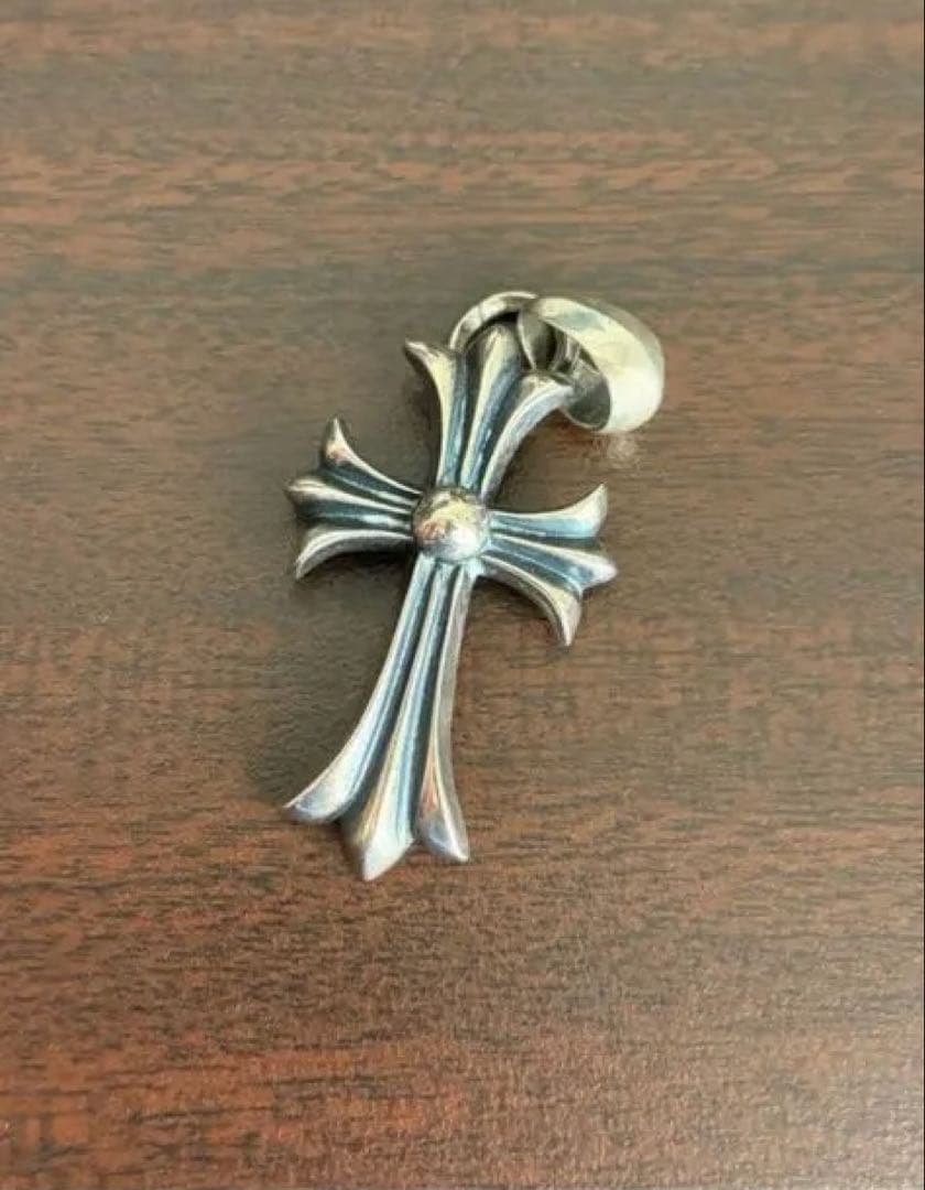 クロムハーツ スモールクロス with ベイル