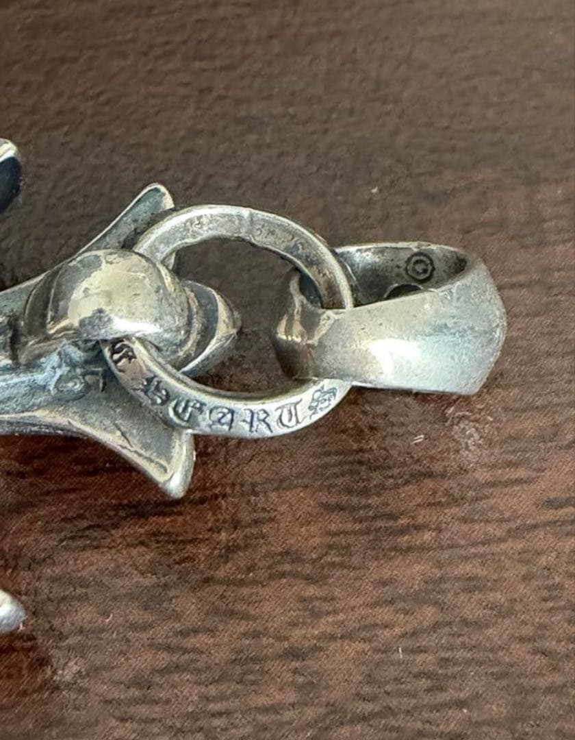 クロムハーツ スモールクロス with ベイル