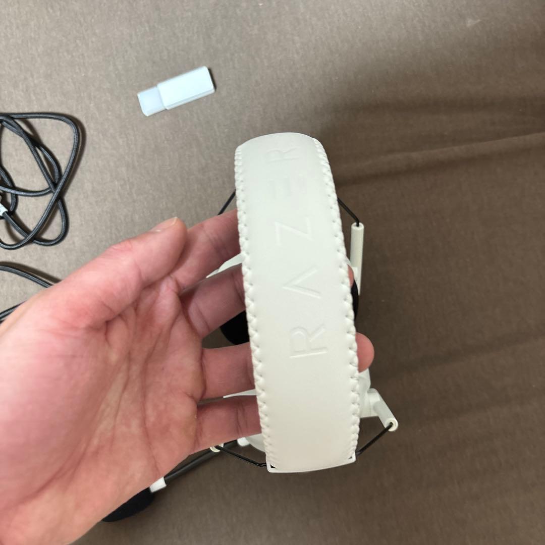 ヘッドホン Razer BLACKSHARK V2 PRO WHITE EDITION