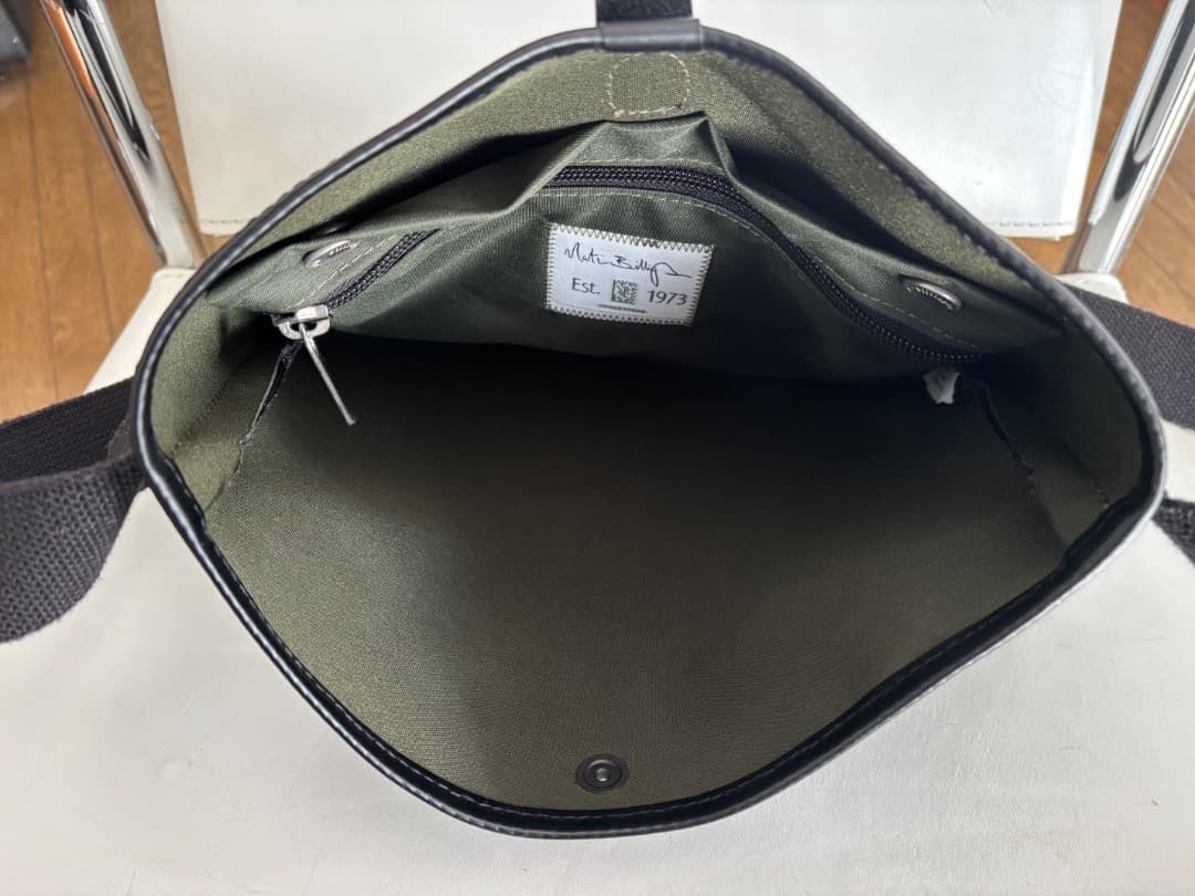 【超美品】ビリンガム サコッシュフラットショルダーバッグ ブラック