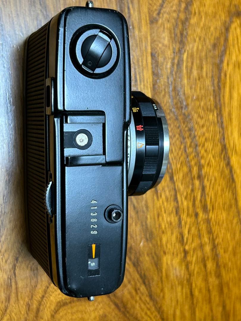 オリンパストリップ35ブラックペイント