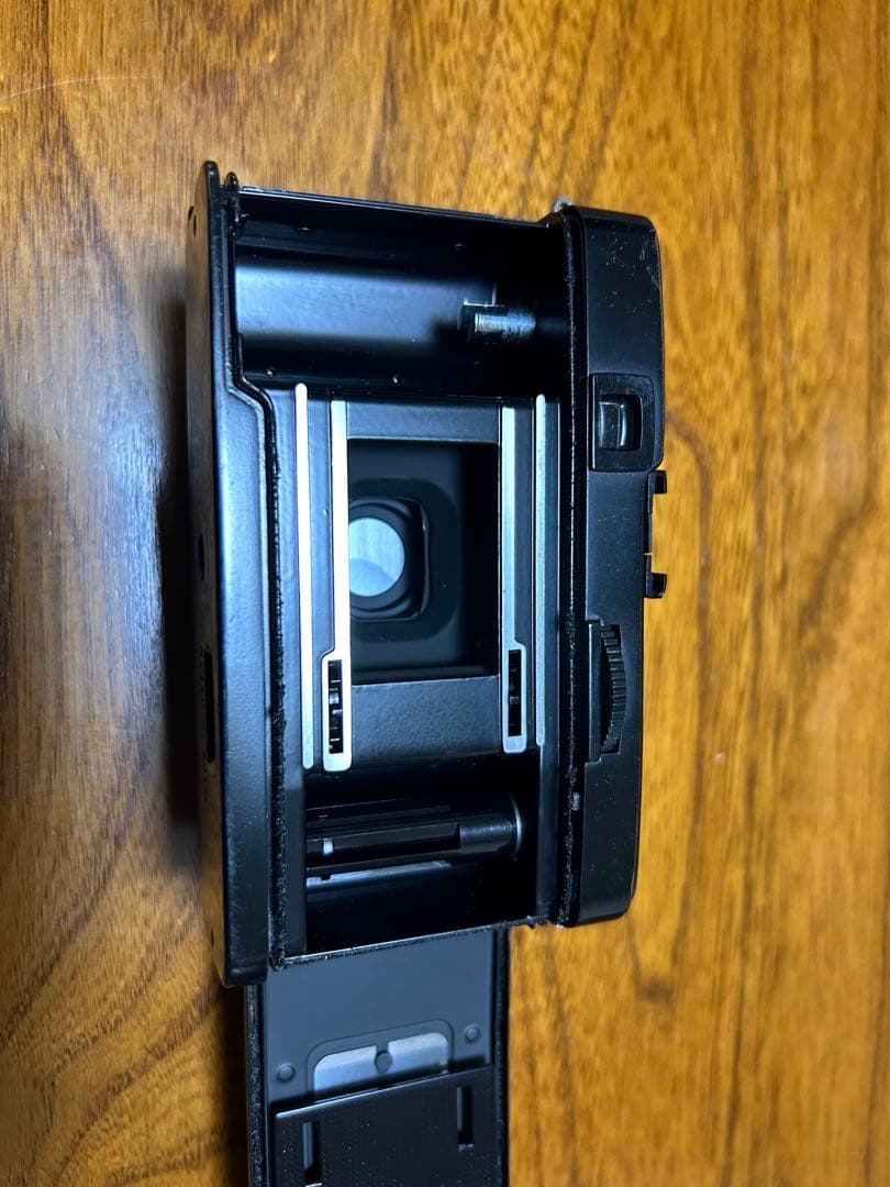 オリンパストリップ35ブラックペイント