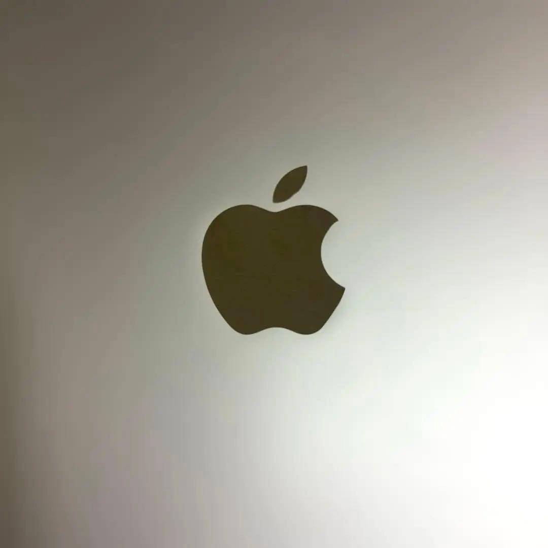 最終値下げApple iPad シルバー(第5世代) MPIL2J/A 32GB