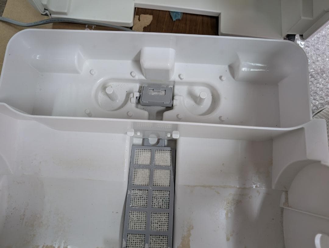 Panasonic ヒートレスファン 気化式加湿機 FE-KXF15-W