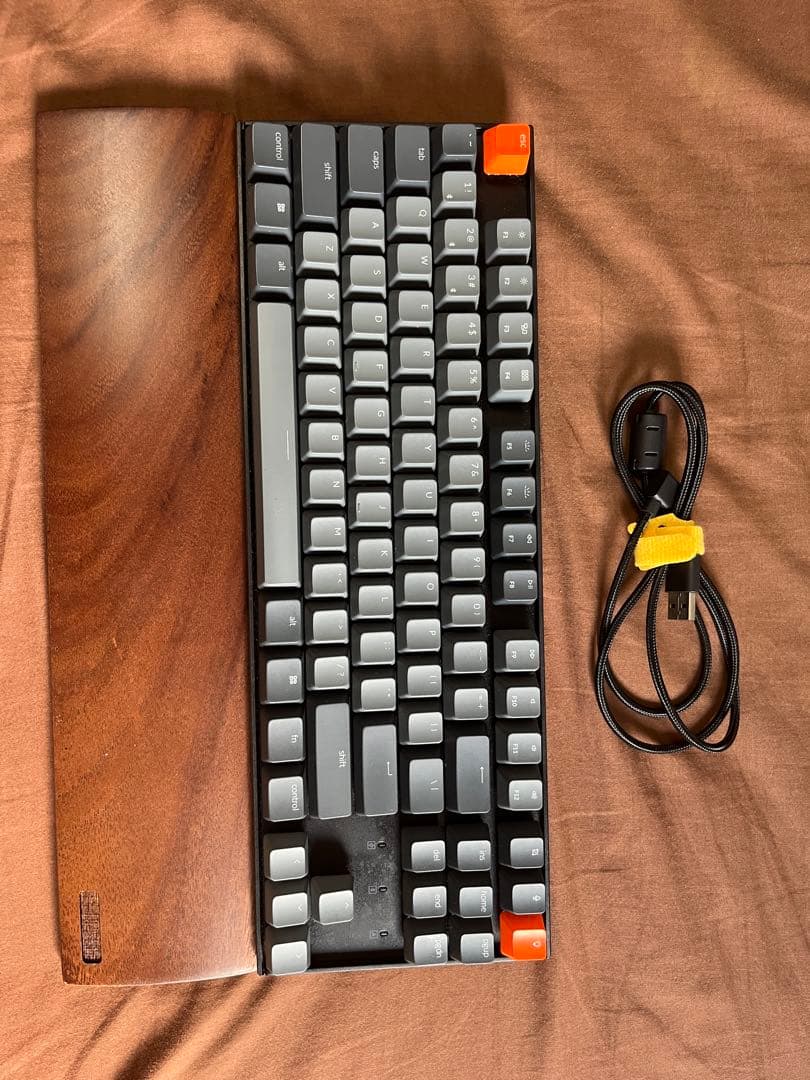 【美品】Keychron K8 赤軸 & 純正ウッドパームレスト セット