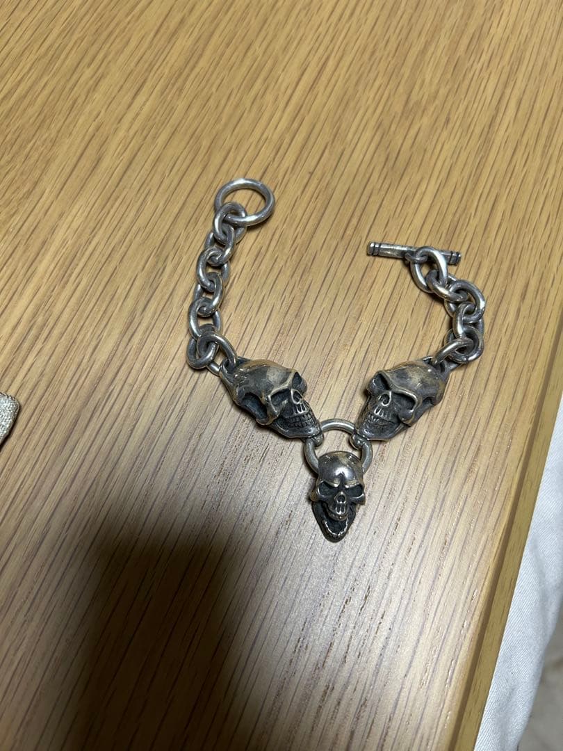 TJシルバーワ-クス製 スカルデザイン シルバーブレスレット