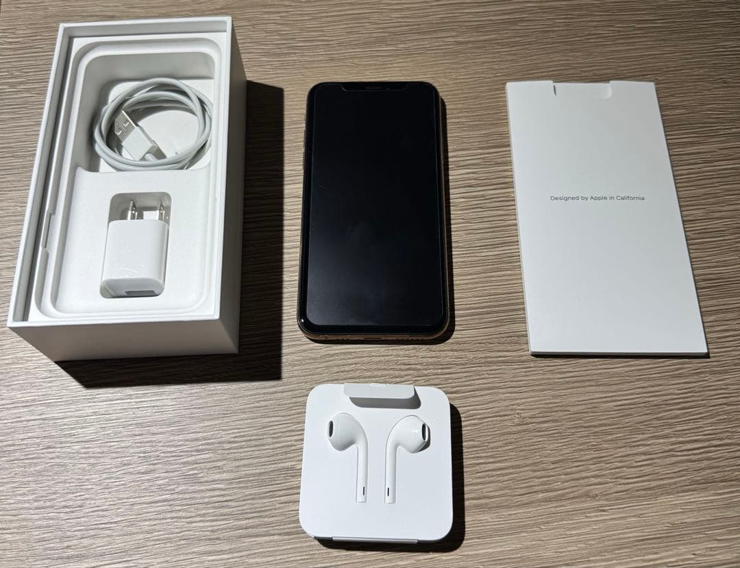 iPhone Xs 64GB 81% ゴールド SIMフリー