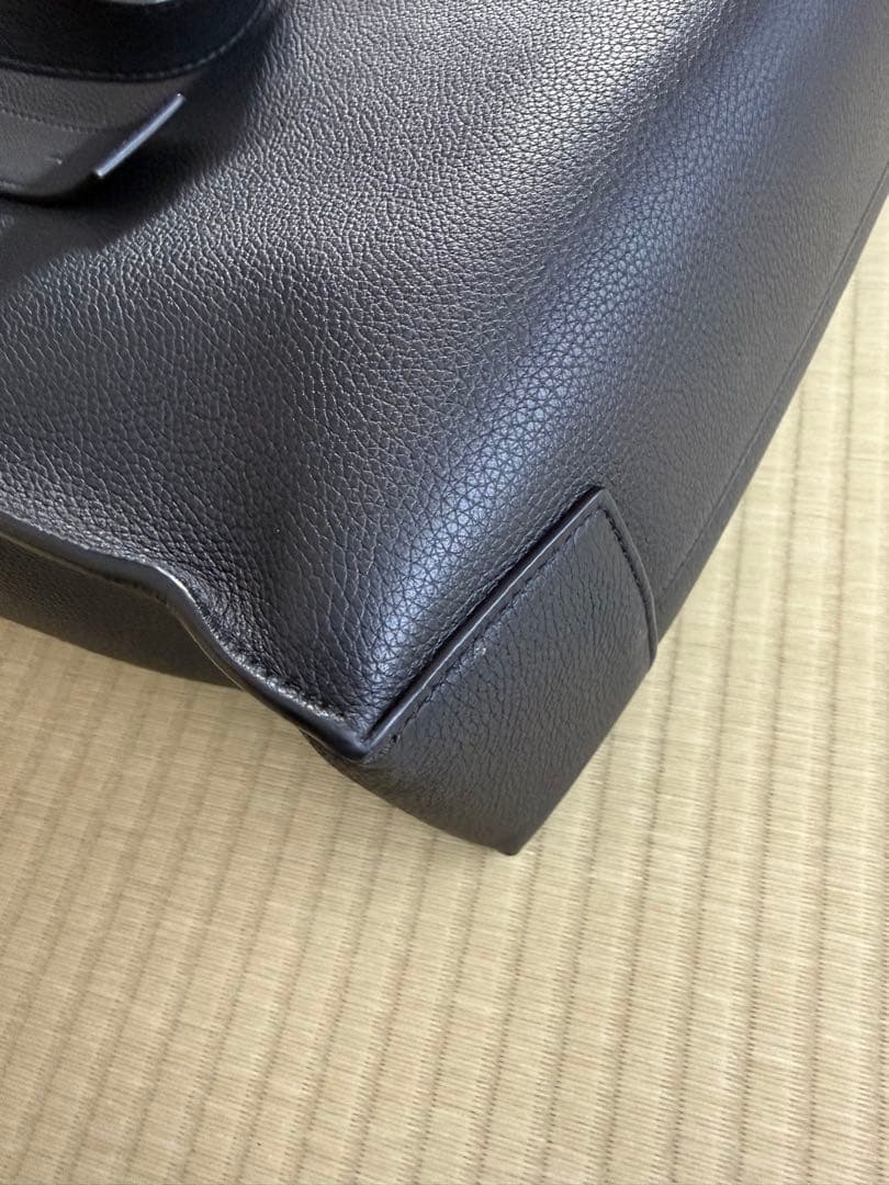 はるな様 【美品】ロエベ　バックルジッパートート 黒