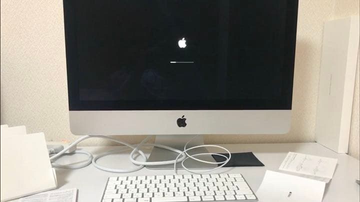 iMac デスクトップ 4K 21.5インチ