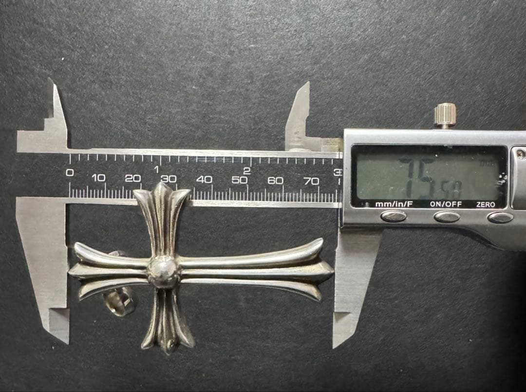 【インボイス無修正原本】クロムハーツ ラージ クロス ベイル レザー ブレード