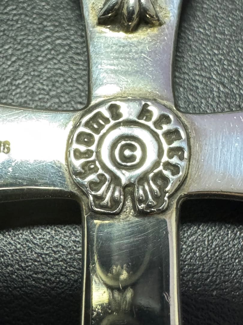 【インボイス無修正原本】クロムハーツ ラージ クロス ベイル レザー ブレード