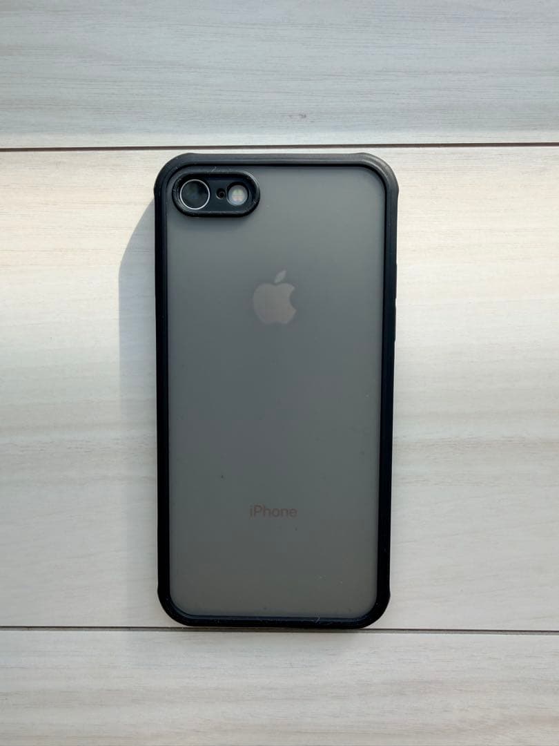 【美品】iPhone８本体　64GB シルバー
