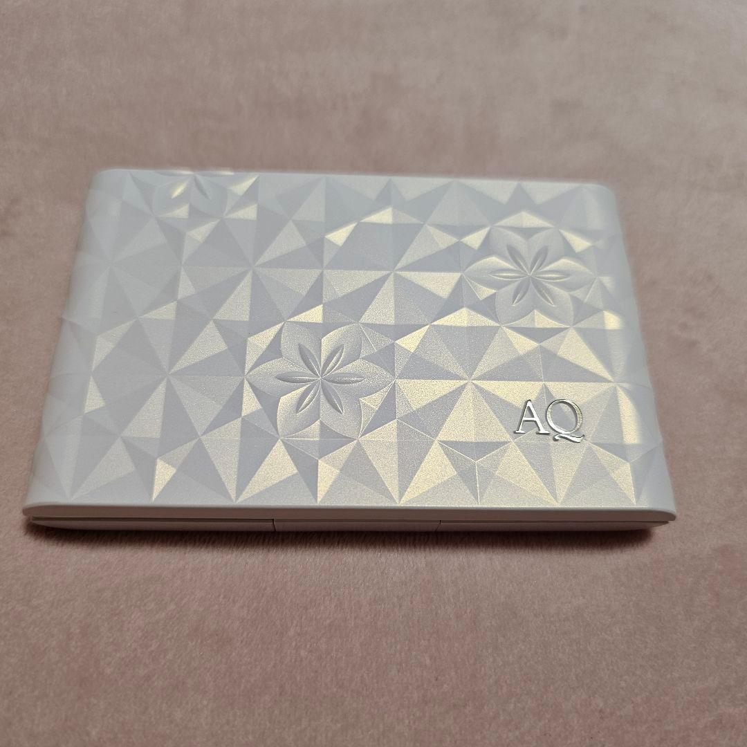 DECORTE AQ パウダーファンデーション 301ほか