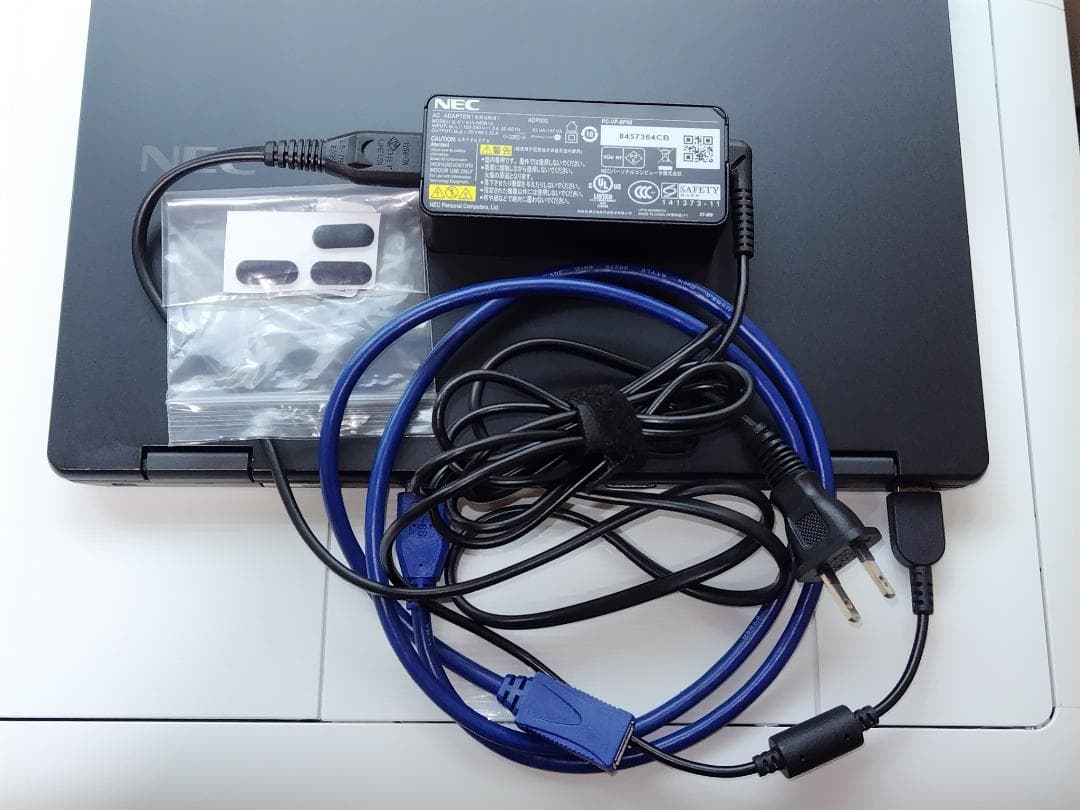 NEC i5-7Y54/8G/SSD256G/12.5型フルHD液晶