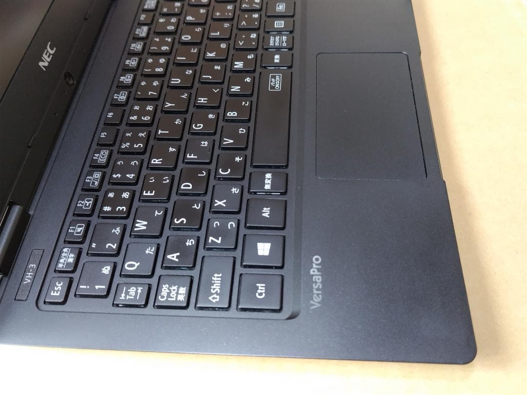 NEC i5-7Y54/8G/SSD256G/12.5型フルHD液晶