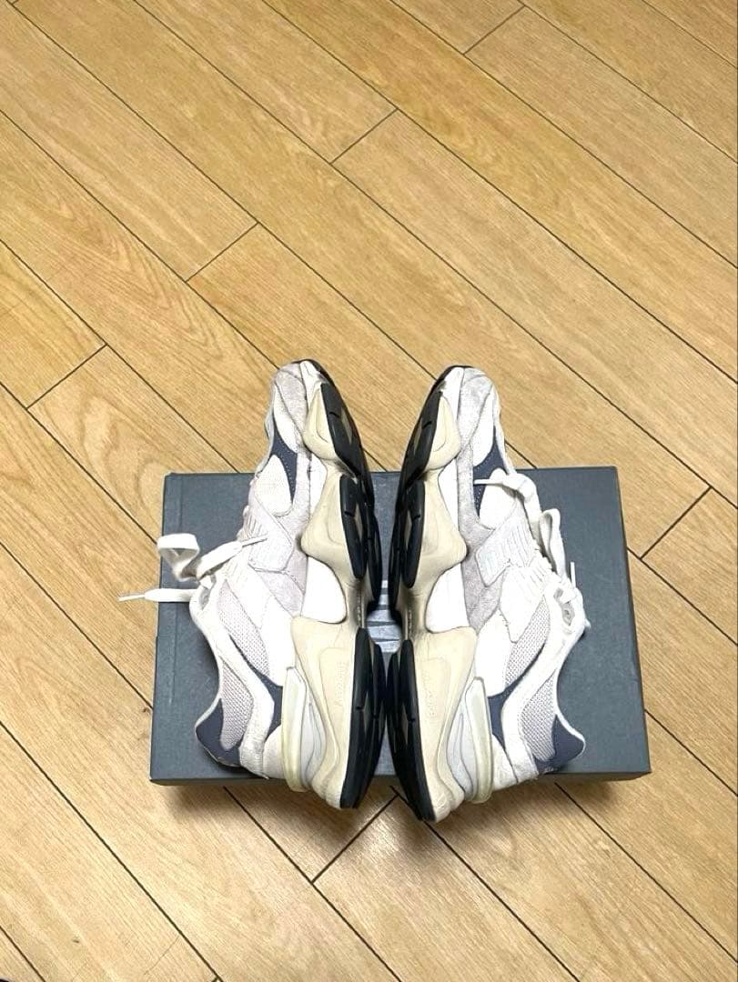 【専用】ニューバランス　9060 スニーカー　U9060EEB 90/60